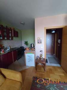 **TOP DUPLEX NA TOP LOKACIJI**